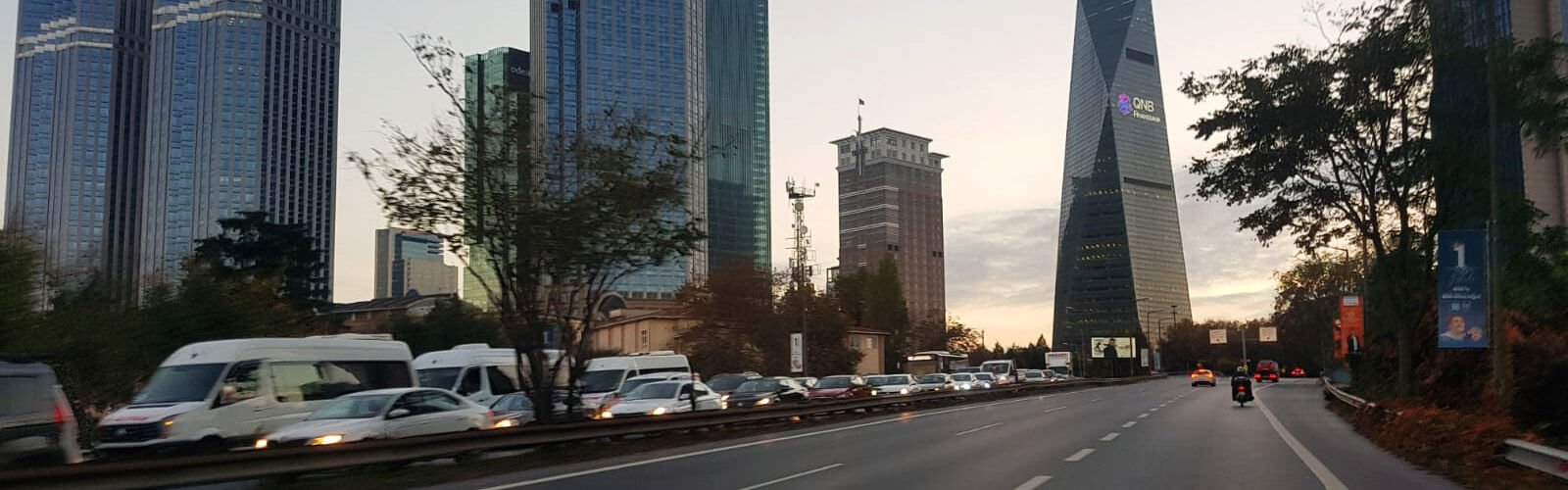 Finans merkezi Maslak'ta 20 yıllık sektörel tecrübemizle size en hızlı en dakik çözümleri sunuyoruz.